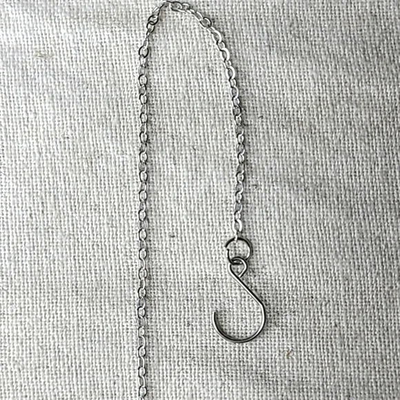 Suncatcher Silver Tone Chain Rainbow Crystal Home Office Indoor Outdoor Decor - Picture 4 of 4